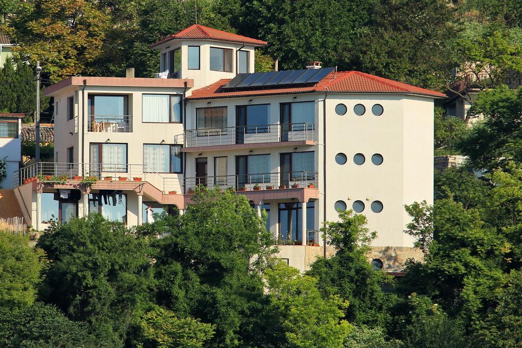 Guest Rooms Sea View バルチク エクステリア 写真